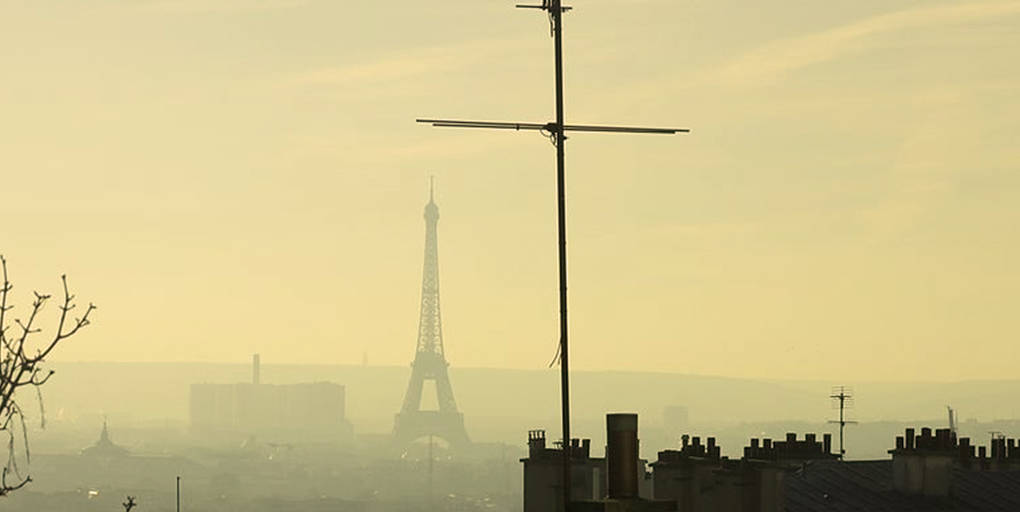 Pollution aux particules fines à Paris vue depuis Montmartre