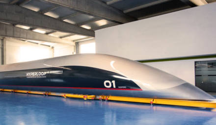 Construite en Vibranium, Quintero One est la capsule passager de Hyperloop TT