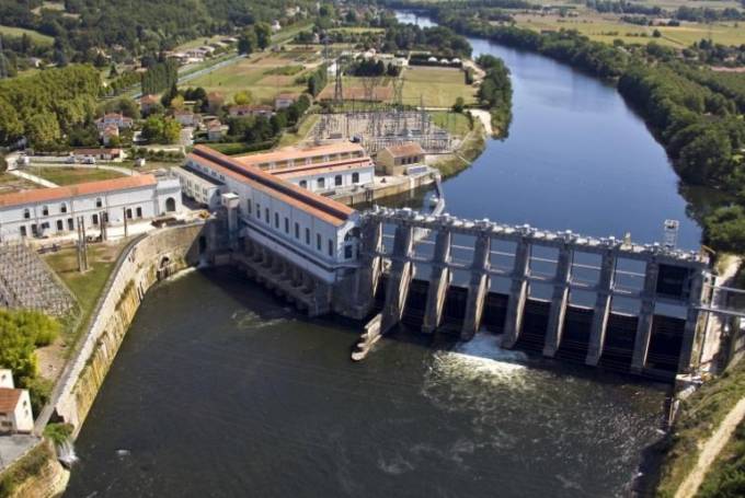 centrale hydroelectrique tuilières france