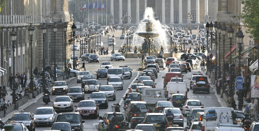 embouteillage de véhicules à Paris
