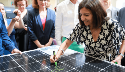 Anne Hidalgo lors de l'inauguration de la première centrale solaire Enercitif