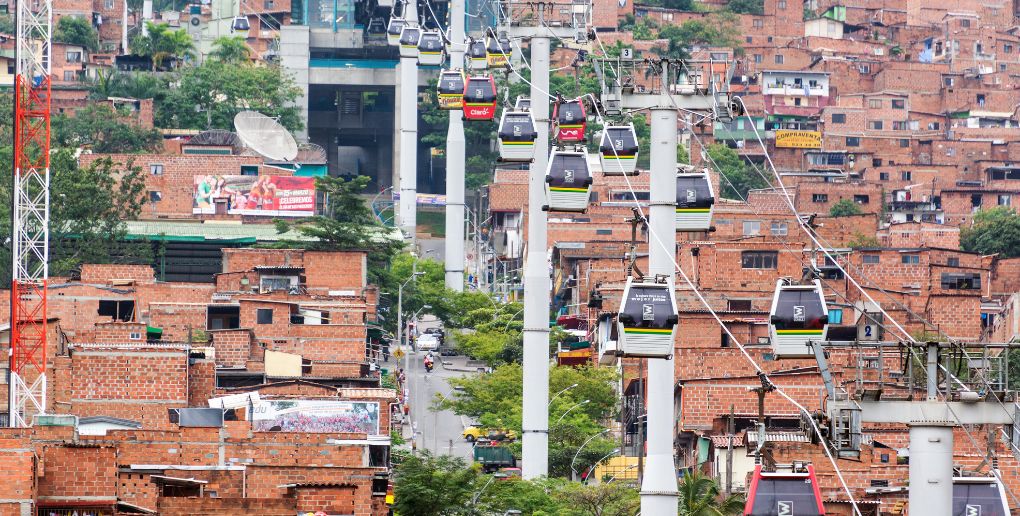 téléphériques urbains à Medellin
